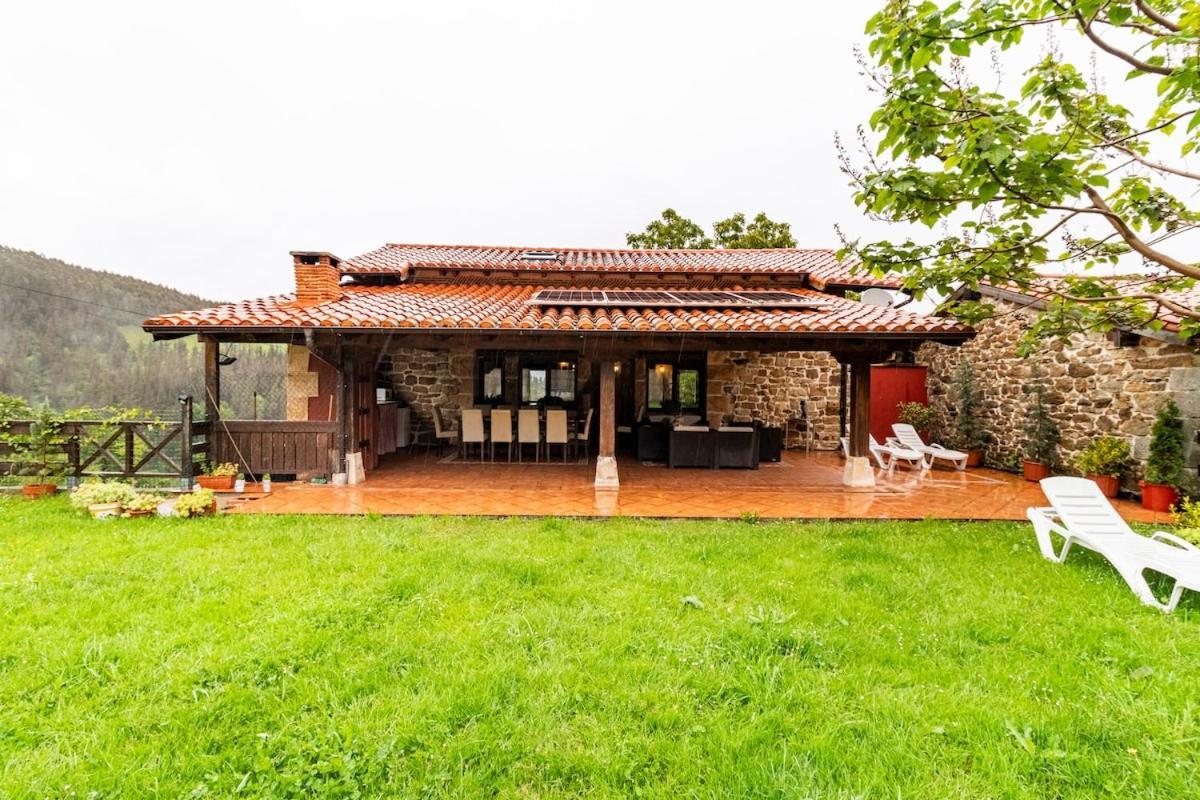 Casa De Pueblo Las Golondrinas De Luena San Miguel de Luena Exterior photo